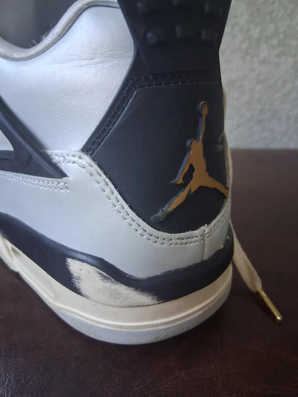 Nike Air Jordan IV Retro GS Platinum Gold - Size 6.5Y